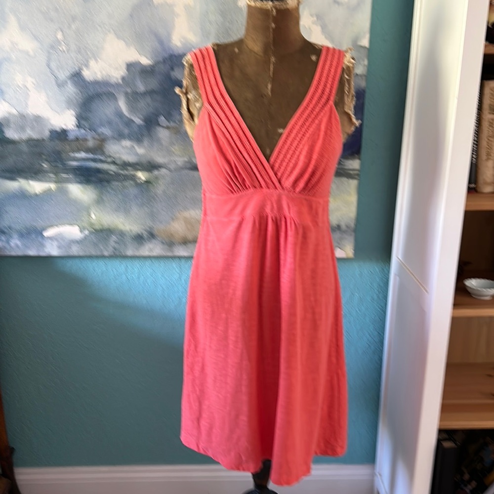 Elegant Pink Sleeveless Dress